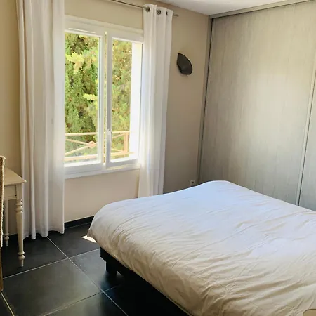 펜션 Des Oliviers 사나리쉬르메르