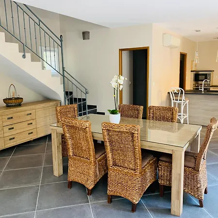 Des Oliviers 사나리쉬르메르